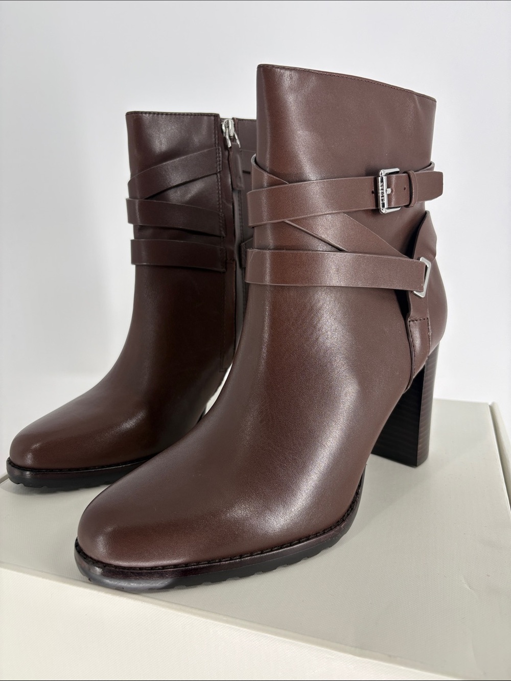 New Lauren Ralph Lauren Brown Leather Ankle Boots size 9.5 Retail $225 - Picture 5 of 7
